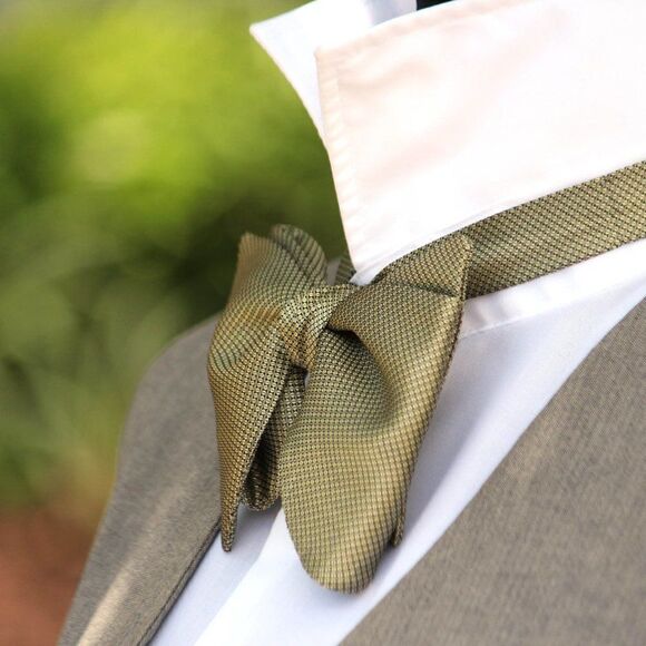 Men's Self-tied Bow Tie Dusty Gold Silk Big Butterfly S428 - Picture 2 of 16